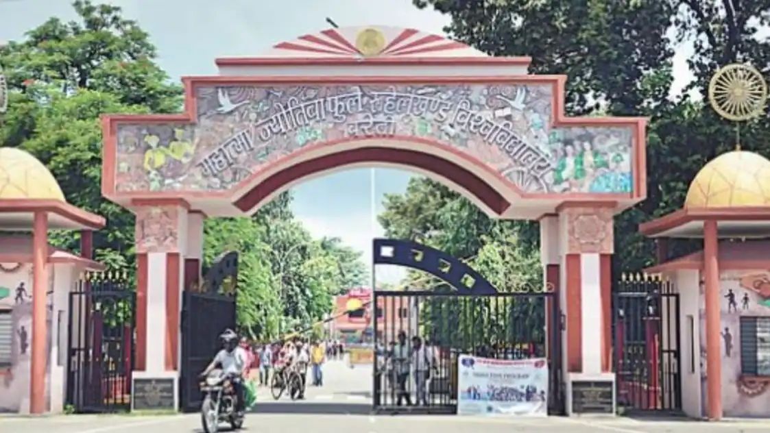 बीडीए की खोदाई से रुहेलखंड विश्वविद्यालय में ब्लैकआउट