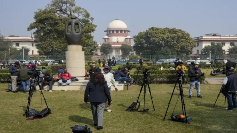 पुजारियों और मंदिर कर्मचारियों के वेतन मामले पर सुप्रीम कोर्ट में सोमवार को सुनवाई
