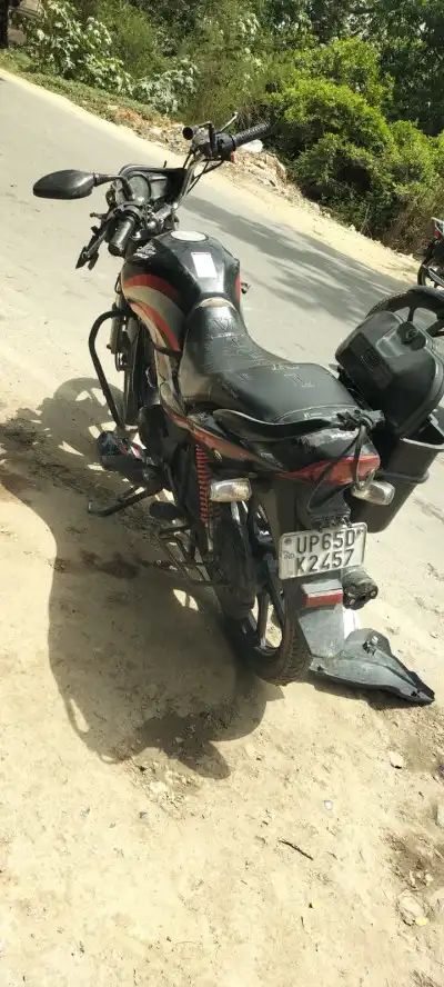 तेज रफ्तार पिकअप ने बाइक सवार दो दोस्तों को रौंदा, मौके पर मौत