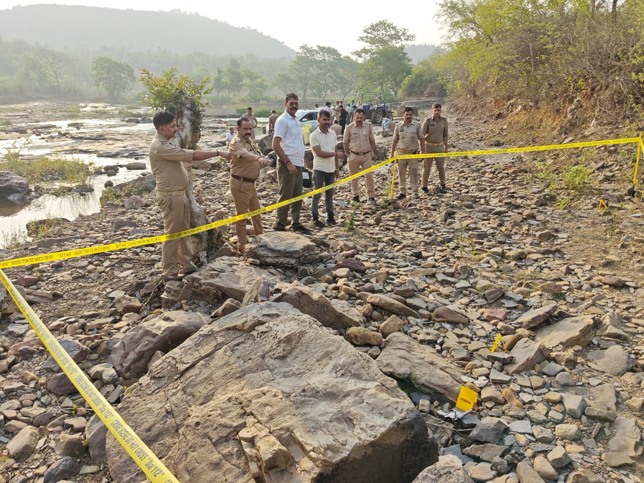मुठभेड़ में मादक पदार्थ तस्कर गिरफ्तार, 58.75 लाख की अफीम- डोडा और अवैध असलहा बरामद