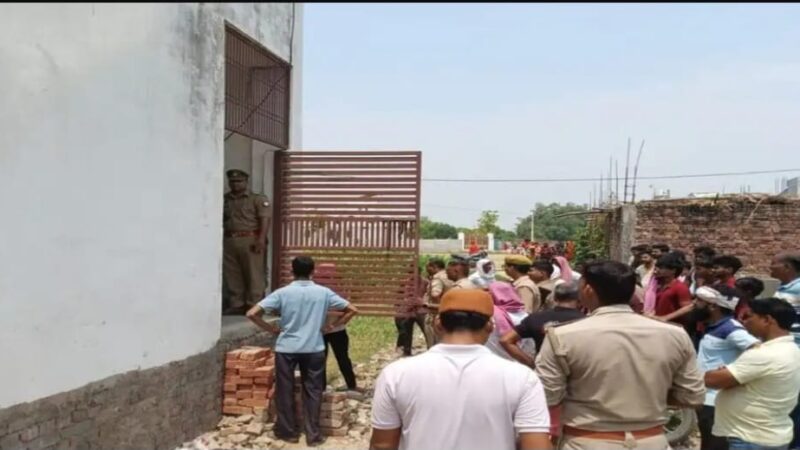बनियापुर गांव में दो शव बरामद, सल्फास का पैकेट मिला