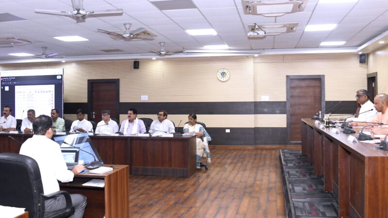 गुणवत्ता और समयबद्धता से कोई समझौता नहीं: मुख्यमंत्री योगी