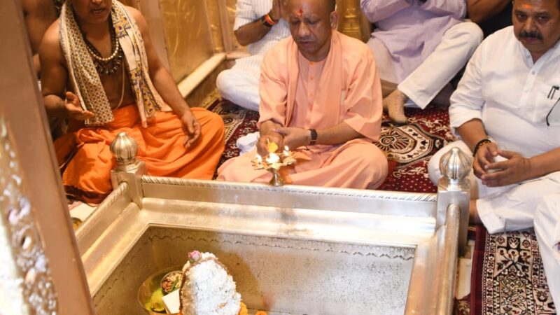 मोदी के नेतृत्व में भारत वैश्विक संकटों के बीच भी मजबूती से खड़ा : मुख्यमंत्री योगी