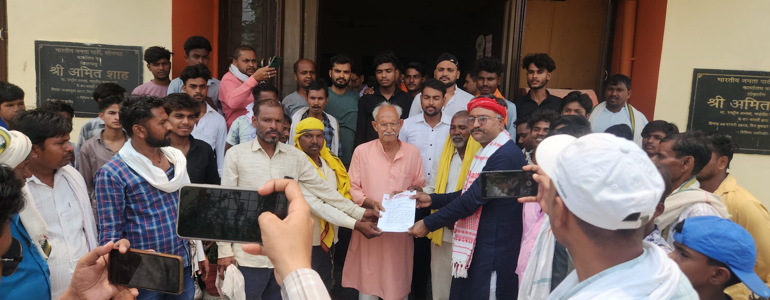 “पेड़, पानी और पहाड़ किसी के बाप की जागीर नहीं, ये अपने आप के हैं” : संदीप मिश्र