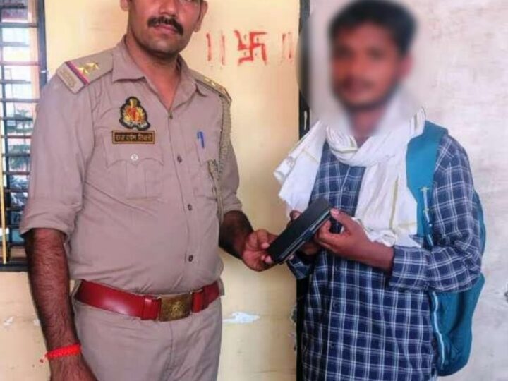 लोहता पुलिस की तत्परता से एक घंटे में परीक्षार्थी का मोबाइल बरामद