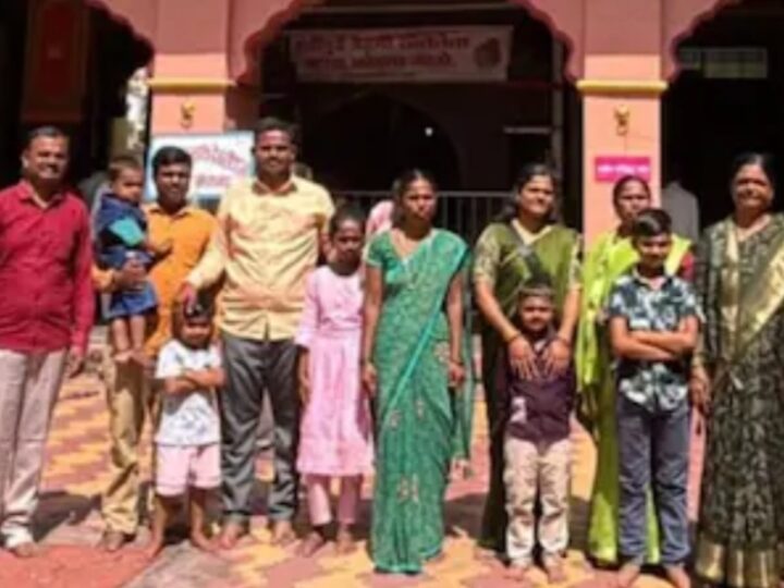 महाराष्ट्र के पंढरपुर में श्रद्धालुओं से भरी पिकअप वैन कुएं में गिरी, 14 की मौत