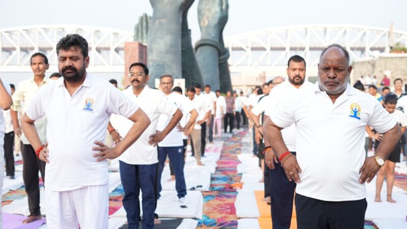 अंतरराष्ट्रीय योग सप्ताह का नमो घाट से शुभारंभ