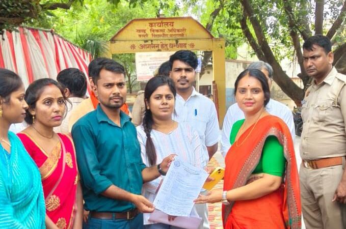 पंचायत सहायकों ने 14 सूत्रीय मांगों को लेकर सौंपा ज्ञापन