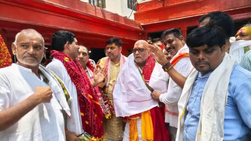 काशी की परंपरा को नमन कर पंचक्रोशी यात्रा पर निकले अजय राय