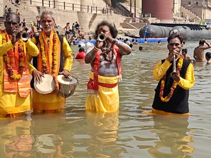 भीषण गर्मी से राहत की प्रार्थना