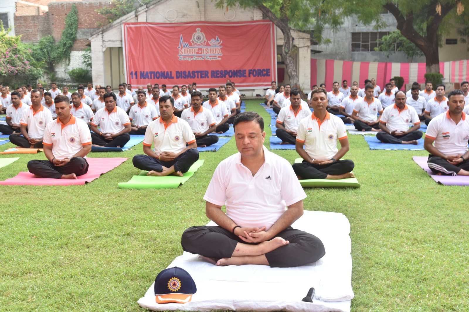 अंतरराष्ट्रीय योग दिवस पर एनडीआरएफ का संदेश— ‘योग अपनाएं, स्वस्थ जीवन पाएं’