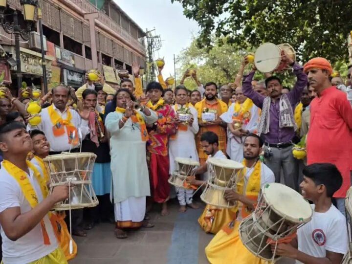 निर्जला एकादशी पर निकली श्री काशी विश्वनाथ की वार्षिक कलश यात्रा