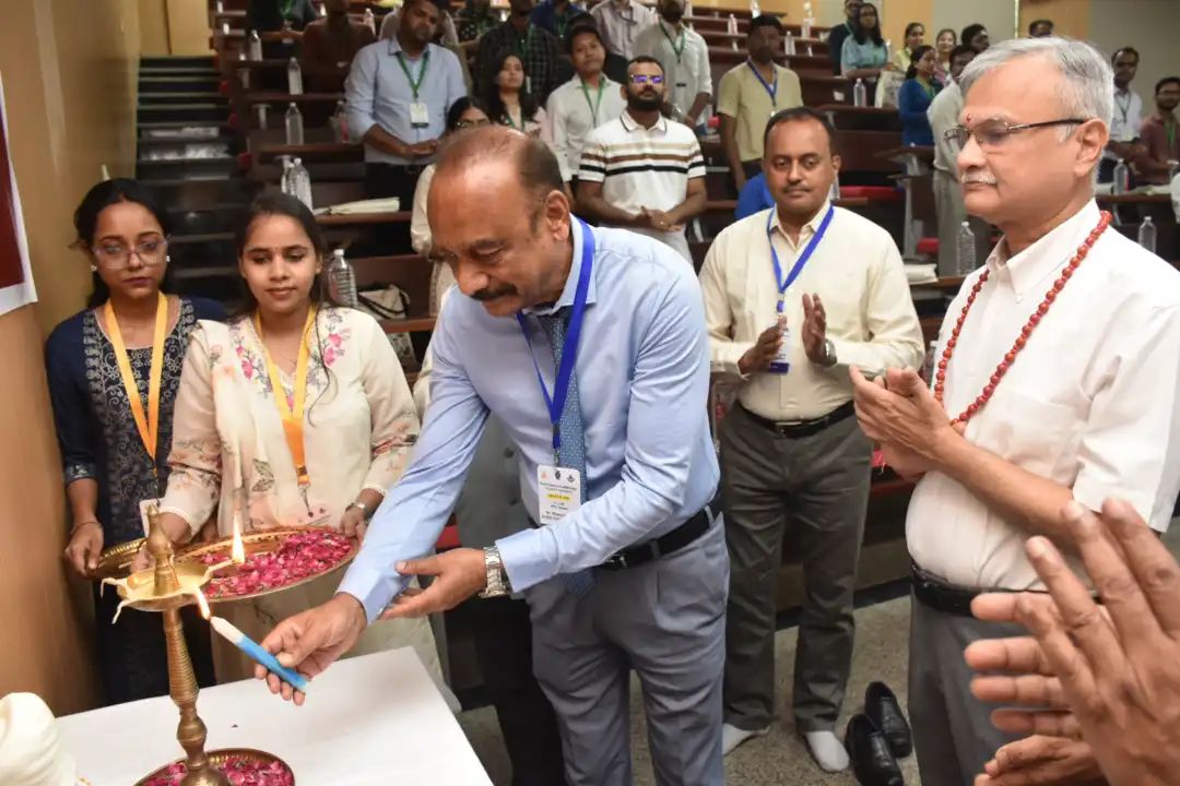 बीएचयू में रेडियोबायोलॉजी पर दो दिवसीय लघु पाठ्यक्रम का शुभारंभ