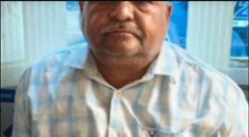 रिश्वत लेते डीएफओ कार्यालय का स्टेनो गिरफ्तार