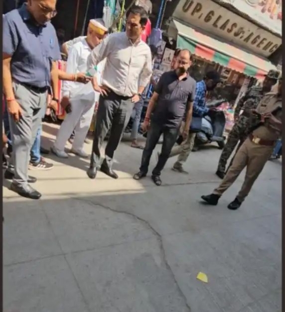 घटिया निर्माण पर बड़ी कार्रवाई: पीपीएस बिल्डर्स ब्लैकलिस्ट, 2.20 करोड़ का जुर्माना