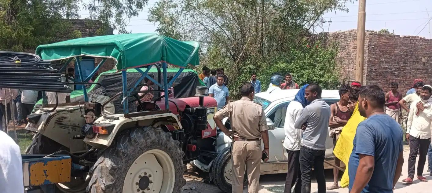 मीरजापुर में ट्रैक्टर-कार की भिड़ंत, तीन घायल; एक की हालत गंभीर
