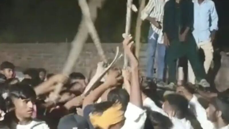 कैमूर के उर्स मेले में दो पक्षों में हिंसक झड़प, 10 घायल; पांच वाराणसी रेफर