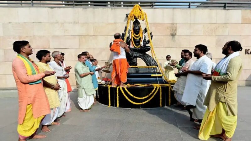 स्कंद षष्ठी पर काशी विश्वनाथ धाम में भगवान कार्तिकेय का विशेष पूजन