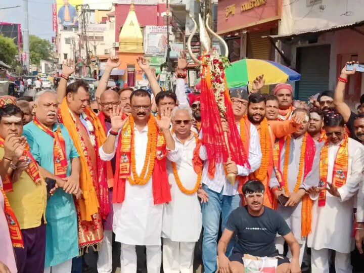 काशी से अमरनाथ यात्रा का पहला जत्था रवाना