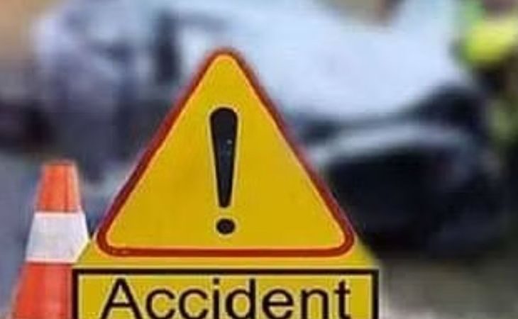 कौशाम्बी : तेज रफ्तार वाहन ने चार लोगों को रौंदा