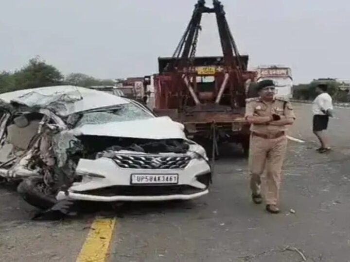 उन्नाव : आगरा-लखनऊ एक्सप्रेसवे पर बस ने कार को मारी टक्कर