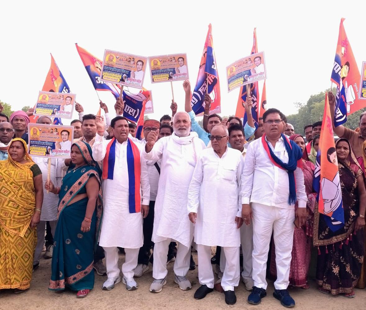 डॉ. सोनेलाल पटेल की जयंती पर जन स्वाभिमान दिवस रैली को सेवापुरी से हजारों कार्यकर्ता लखनऊ रवाना
