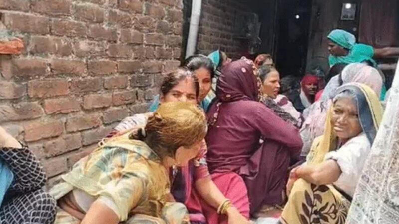 मुरादाबाद :  ट्रक ड्राइवर ने गला घोंटकर की पत्नी की हत्या