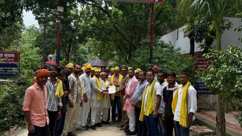 सुभासपा युवा मंच ने चोलापुर थाने का किया घेराव
