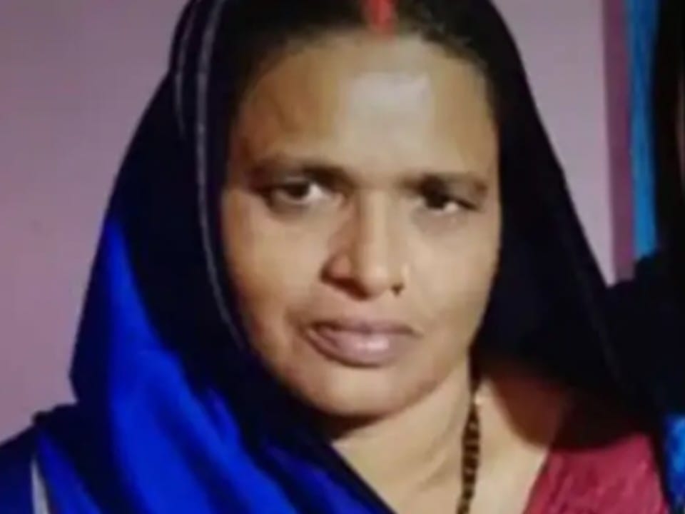 नेग लेने पहुंचे किन्नरों पर लूट का आरोप