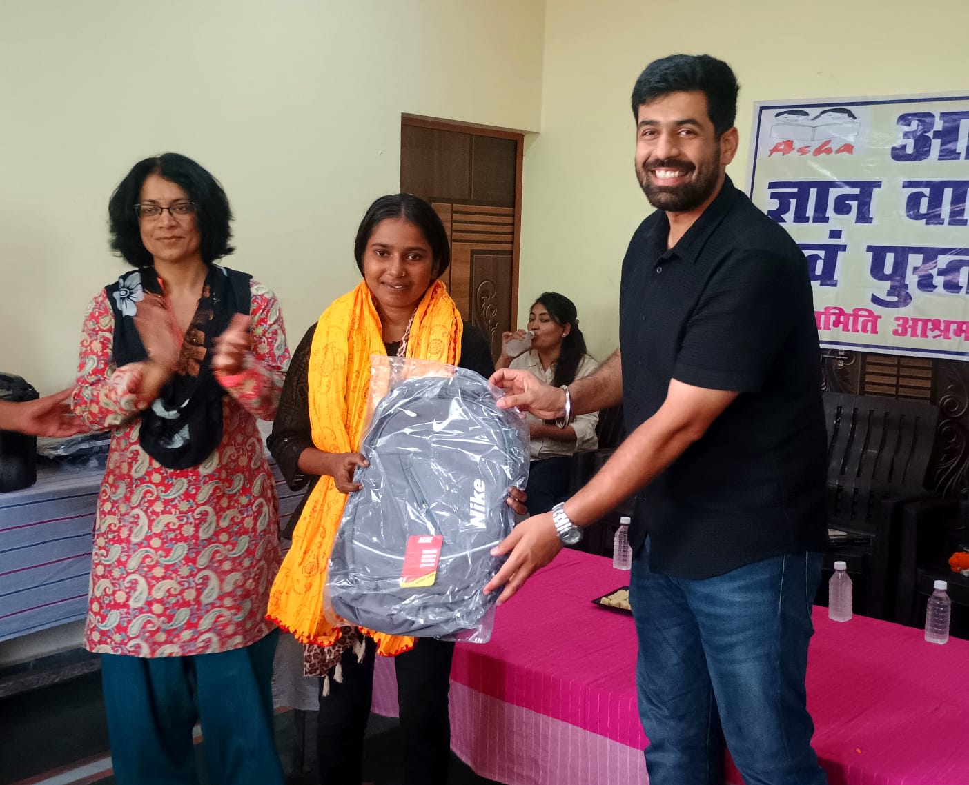 आशा ज्ञान पुस्तकालय की सात मेधावी बेटियां नर्सिंग की पढ़ाई के लिए जाएंगी कोयंबटूर