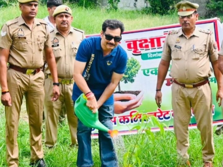 ‘एक पेड़ माँ के नाम’ अभियान के तहत पुलिस ने किया पौधारोपण में जनभागीदारी का किया आह्वान