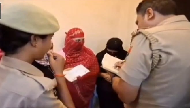 सिगरा के होटल में देह व्यापार का भंडाफोड़