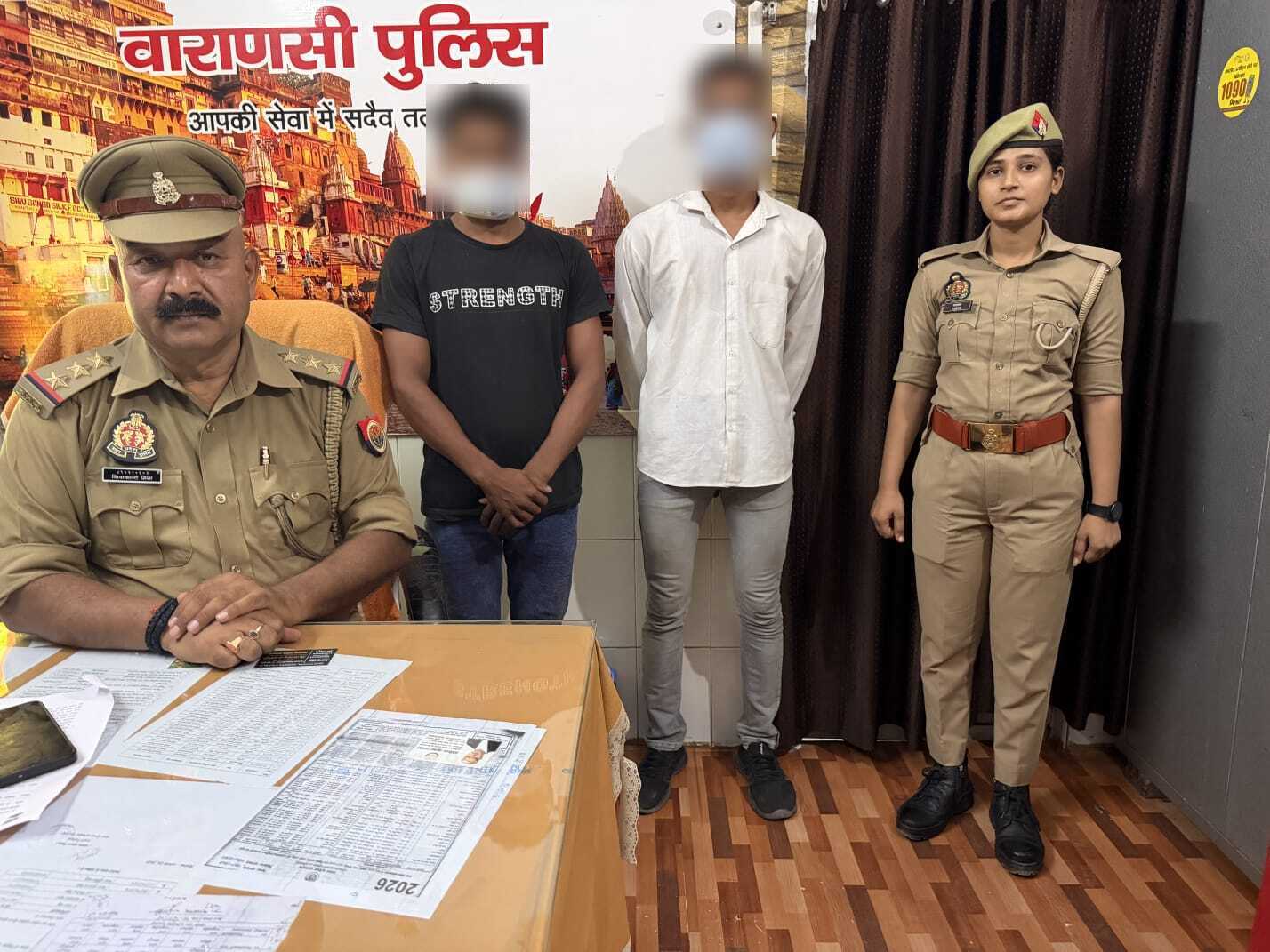महिलाओं से अश्लील हरकत करने वाले दो युवक गिरफ्तार