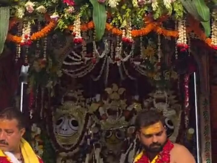 काशी में मंगला आरती के साथ  रथयात्रा मेले का भव्य शुभारंभ