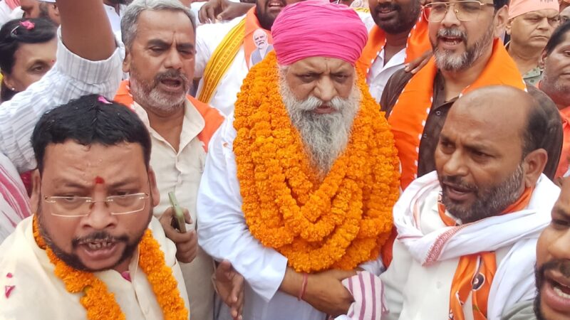 छेहरटा-वाराणसी एक्सप्रेस के प्रथम आगमन पर काशी में भव्य स्वागत