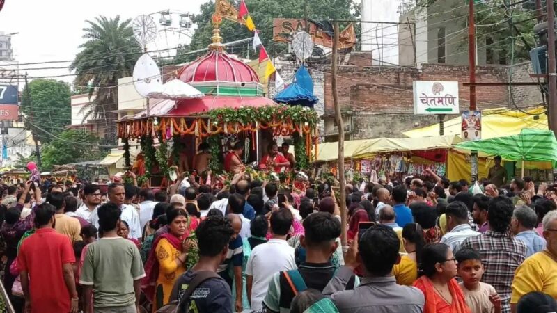 रथयात्रा मेले के अंतिम दिन श्वेत श्रृंगार में विराजे भगवान जगन्नाथ