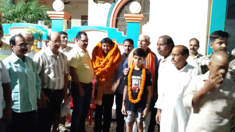 नगर निगम कार्यकारिणी सदस्य बनने पर पार्षद संदीप रघुवंशी का सम्मान