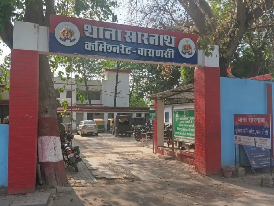 फर्जी बेटा और पत्नी बनकर लाखों की ठगी,