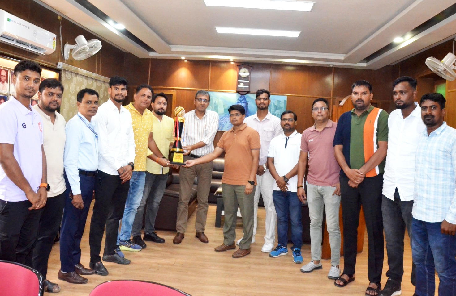 राज्य स्तरीय हॉकी प्रतियोगिता में पूर्वोत्तर रेलवे की टीम बनी उपविजेता