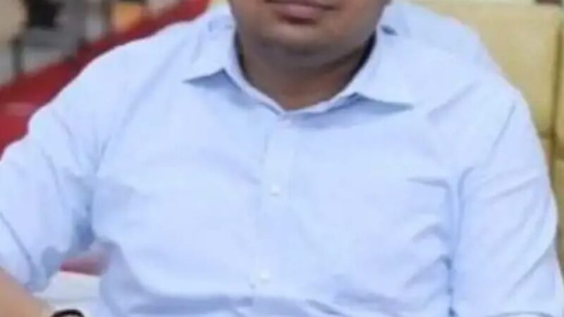 रेलवे का वरिष्ठ मंडल सामग्री प्रबंधक रिश्वत लेते गिरफ्तार