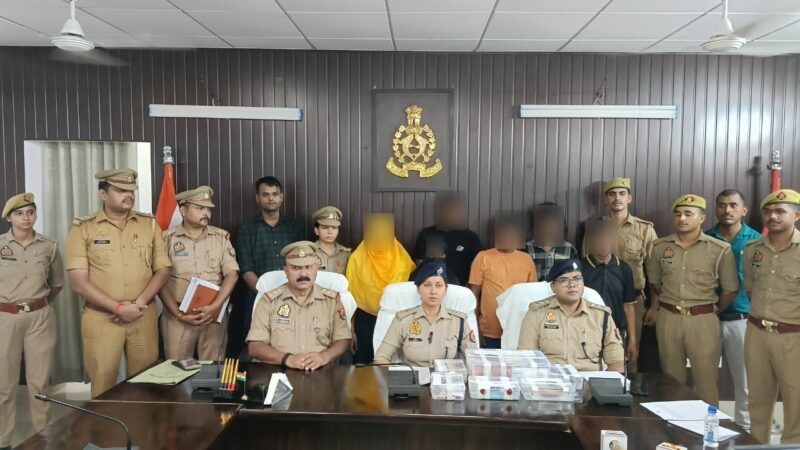 साइबर ठगी गैंग का भंडाफोड़, महिला सरगना, पोस्टमैन समेत 6 गिरफ्तार
