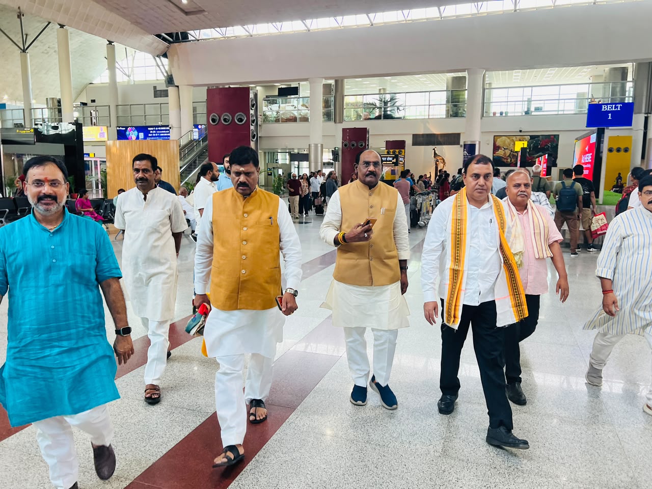 गुरु रविदास जयंती कार्यक्रम की तैयारियों को लेकर काशी पहुंचे भाजपा अनुसूचित मोर्चा के राष्ट्रीय अध्यक्ष