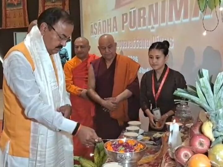 भगवान बुद्ध का मध्यम मार्ग विश्व शांति का संदेश : केशव प्रसाद मौर्य