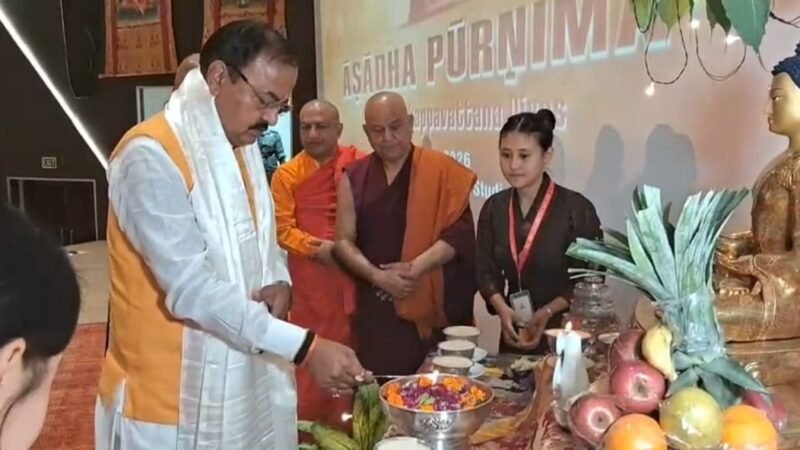 भगवान बुद्ध का मध्यम मार्ग विश्व शांति का संदेश : केशव प्रसाद मौर्य