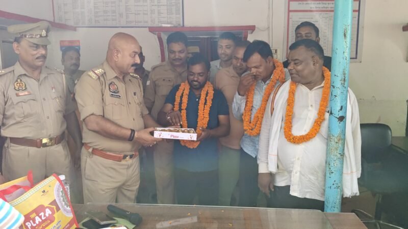 सिगरा थाने में 75 लावारिस वाहनों की नीलामी, 11.01 लाख की सबसे ऊंची बोली