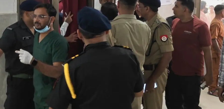 पीलीभीत मेडिकल कॉलेज में छात्रा की हत्या, क्लासमेट गिरफ्तार