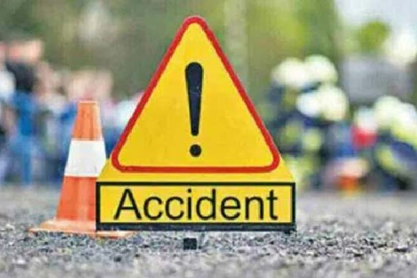 हाईवे पर ट्रक की चपेट में आने से महिला की दर्दनाक मौत, चालक फरार