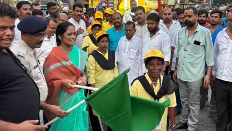 जाम से राहत के लिए उतरे ट्रैफिक वालंटियर