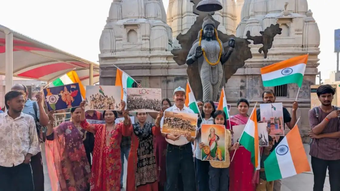 कारगिल विजय दिवस पर काशी विश्वनाथ धाम में वीर शहीदों को श्रद्धांजलि, सेना के शौर्य को किया नमन