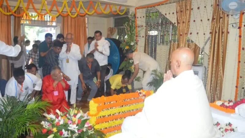गुरु पूर्णिमा पर गुरु भक्ति में डूबी काशी